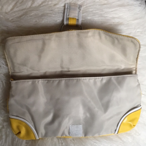 Clutch - Picture 5 of 5